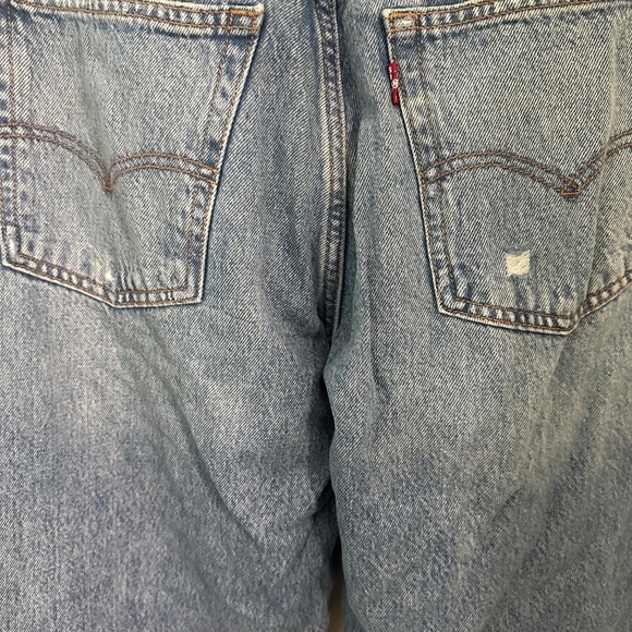 Levi’s Women’s’94 Baggy Jeans W/Distruction  29x31 - Picture 10 of 11